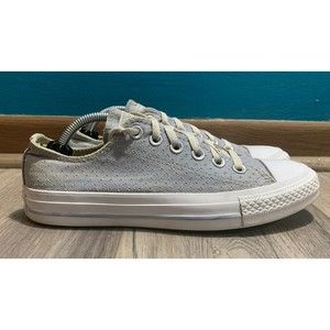 Converse Chuck Taylor All Star Women's Size 7 Gray Low Tops Sneakers